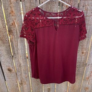 Blouse short sleeve lace upper size large